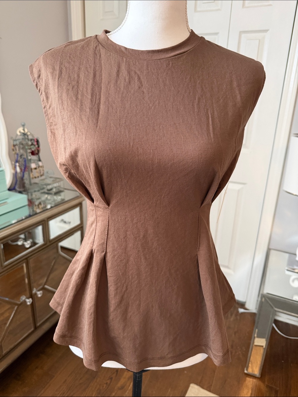 Harlow Fabulous brown Peplum Sleeveless Top Medium ❤️